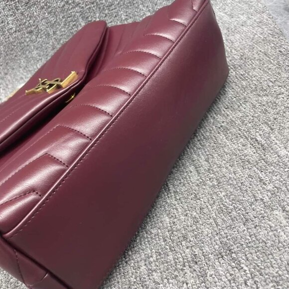 100% Authentic Yves Saint Laurent Medium leather Shoulder Bag - Picture 5 of 14